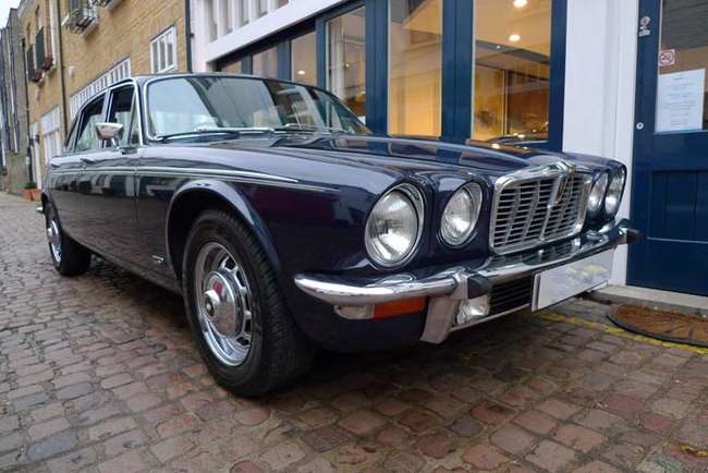 1974 Jaguar XJ12L series II-Auction Lot