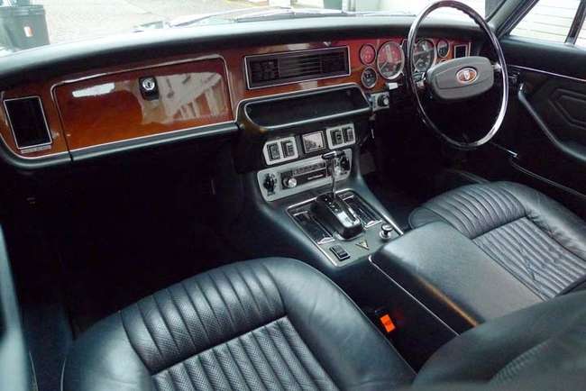 1974 Jaguar XJ12L series II-Auction Lot