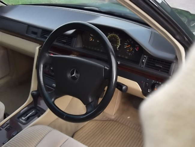 ** WITHDRAWN ** 1992 Mercedes-Benz 300 CE-Auction Lot