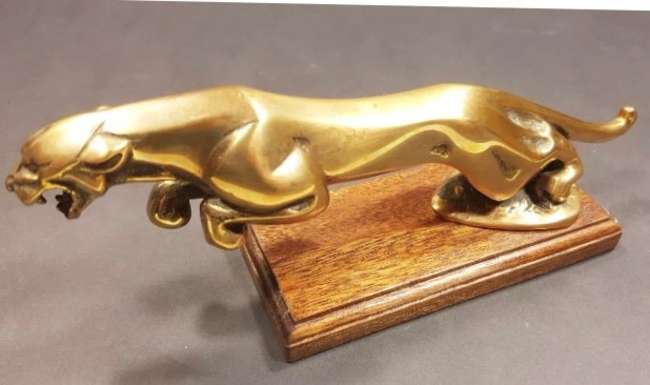Extremely rare cast brass Leaping Cat mascot.-Auction Lot
