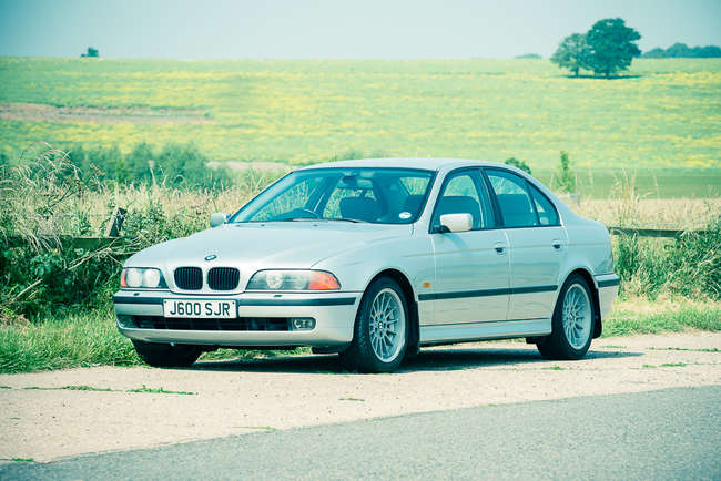 1998 BMW 528i SE Auto Saloon with private number plate-Sold