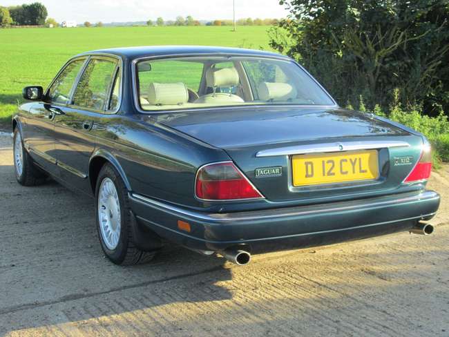1996 Jaguar XJ12 6.0 Litre Auto-Sold