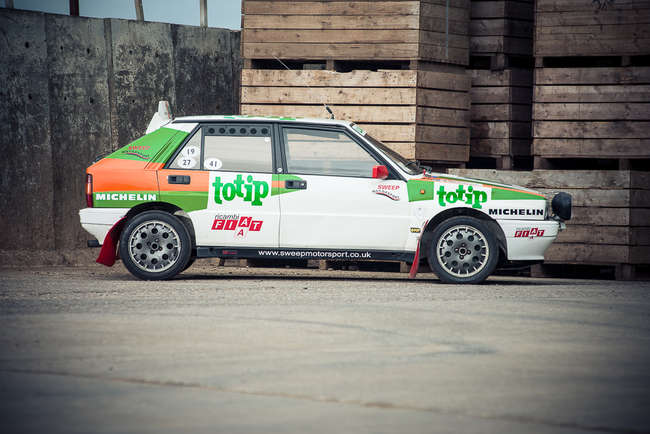Miniature Kyosho 1/18 Lancia Delta Integrale 4WD TOTIP N1, Rally Florio 1987, Blanche, Neuve