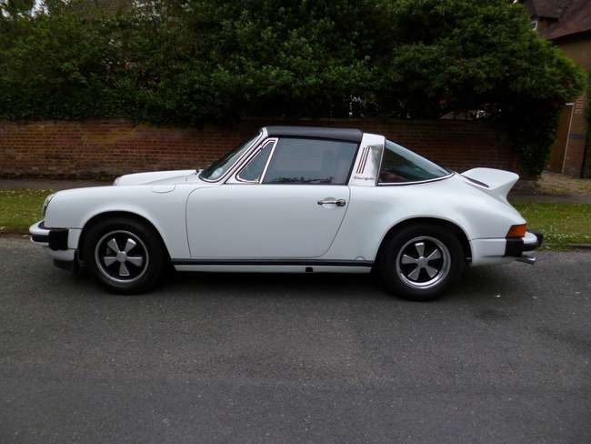 1974 Porsche 911 Carrera 2.7 Targa-Sold