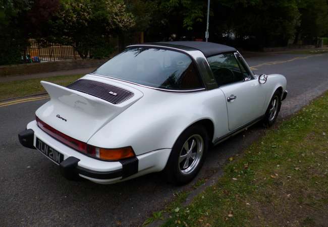 1974 Porsche 911 Carrera 2.7 Targa-Sold