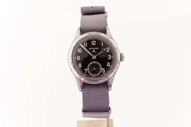 Record Military 35mm Case-Auction Lot