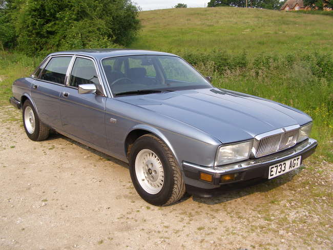 1988 Jaguar XJ 4.0 Sovereign Auto-Auction Lot