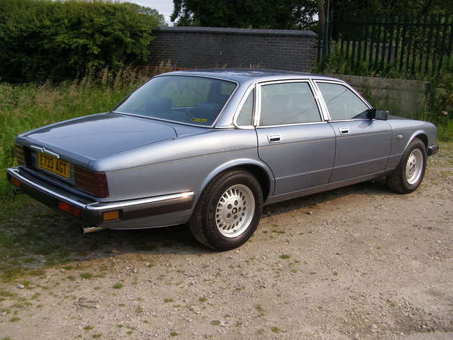 1988 Jaguar XJ 4.0 Sovereign Auto-Auction Lot