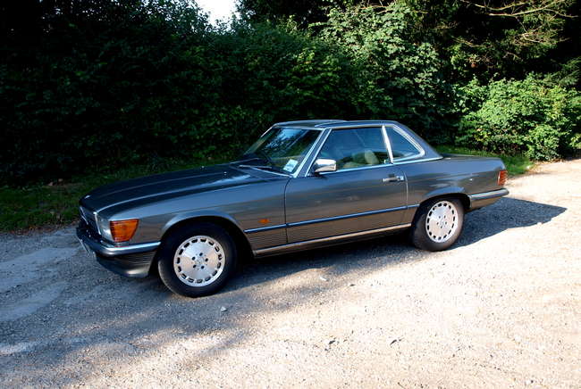 1987 Mercedes R107 300 SL Roadster-Sold