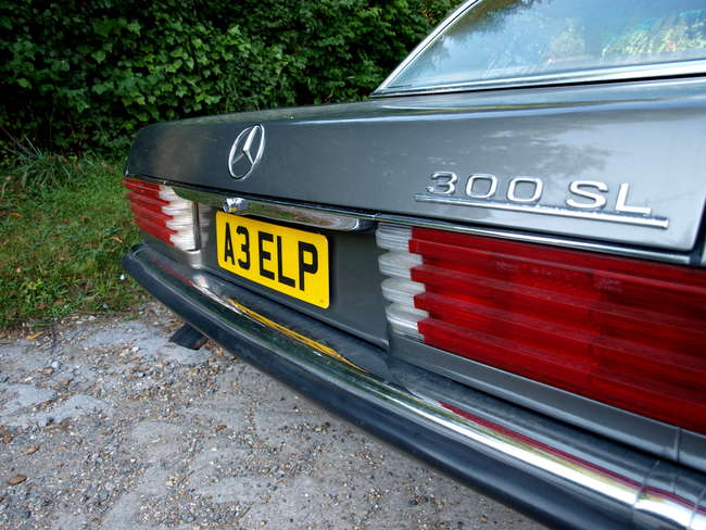 1987 Mercedes R107 300 SL Roadster-Sold