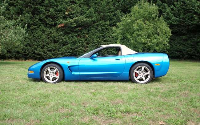 1999 Chevrolet Corvette C5 Convertible-Auction Lot