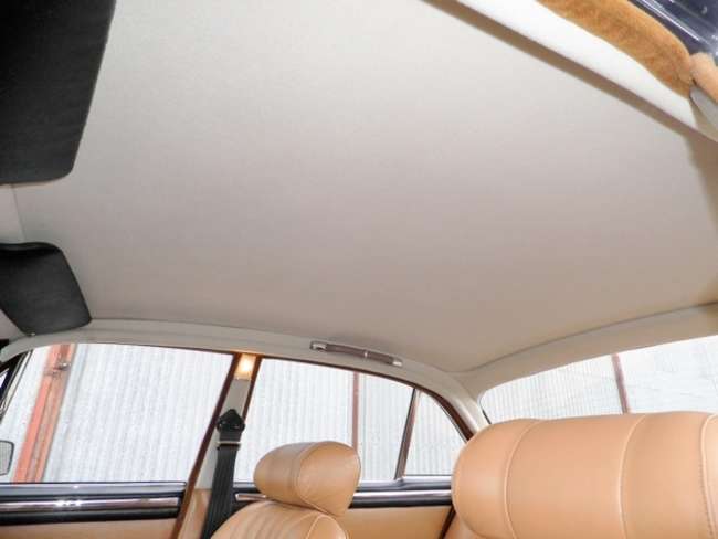1972 Daimler Sovereign Series One 4.2 Litre Saloon-Sold