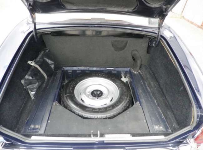 1972 Daimler Sovereign Series One 4.2 Litre Saloon-Sold