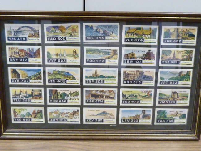Complete Set of Lamberts Tea Caddy Cards-Auction Lot