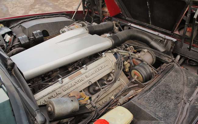 1983 Aston Martin Lagonda-Auction Lot