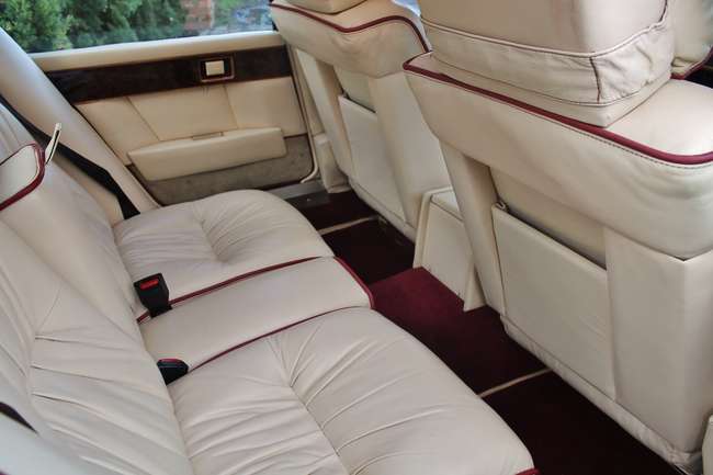 1983 Aston Martin Lagonda-Auction Lot