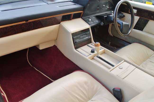 1983 Aston Martin Lagonda-Auction Lot