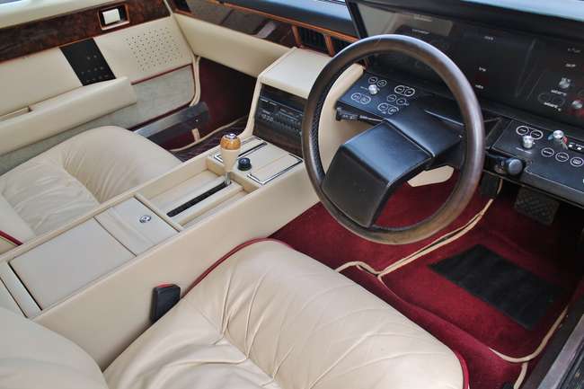 1983 Aston Martin Lagonda-Auction Lot