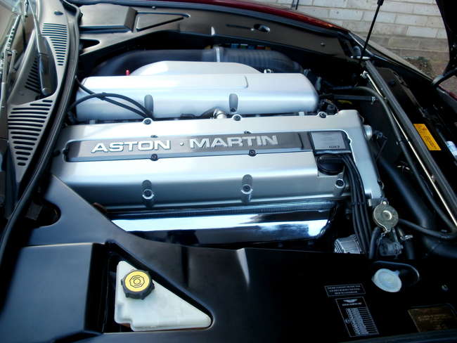 1998 Aston Martin DB7 Coupe-Auction Lot