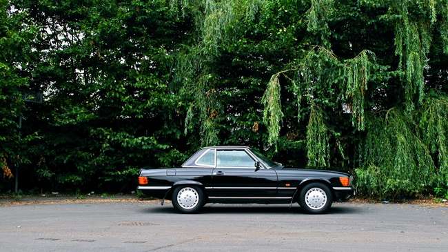 1989 Mercedes Benz SL500 (107) Auto-Sold