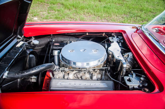 1960 Chevrolet Corvette-Sold