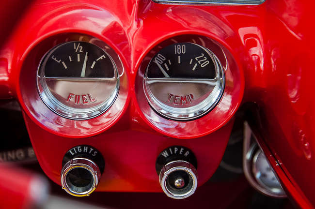 1960 Chevrolet Corvette-Sold