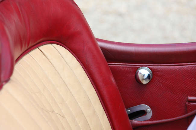 1950 Jaguar XK120 Roadster-Auction Lot