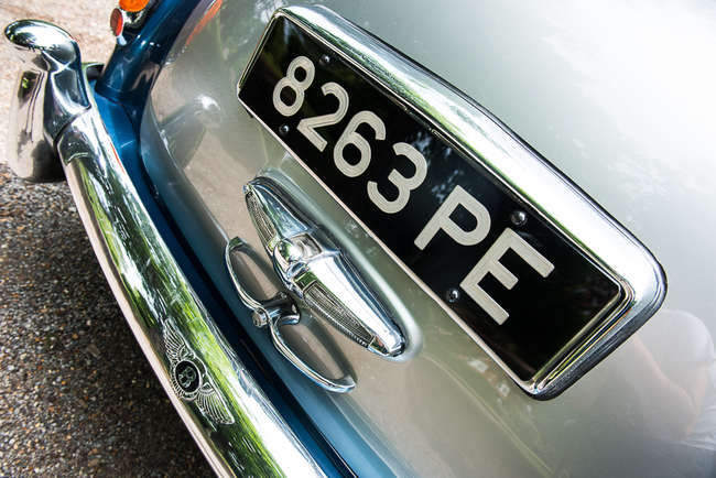 1957 Bentley S1 Saloon-Auction Lot