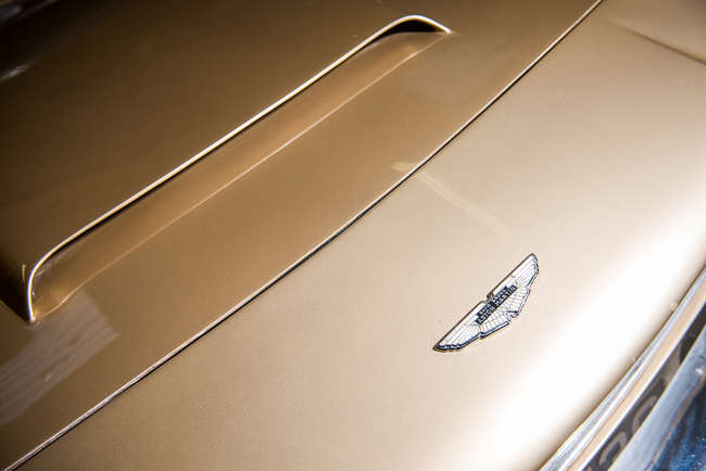 1969 Aston Martin DBS6 Manual-Auction Lot