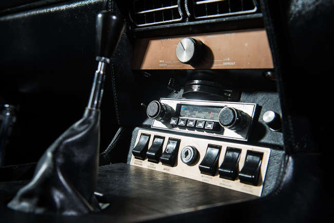 1969 Aston Martin DBS6 Manual-Auction Lot