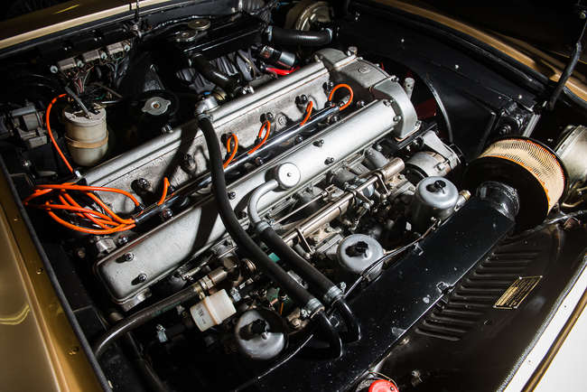1969 Aston Martin DBS6 Manual-Auction Lot
