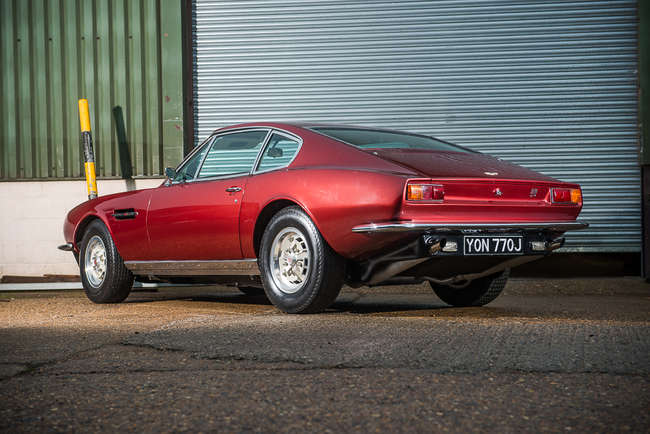 1971 Aston Martin DBS V8 Injection-Auction Lot