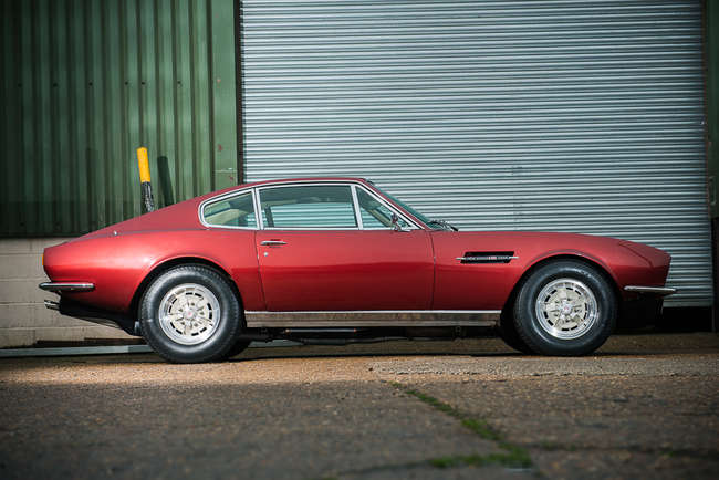 1971 Aston Martin DBS V8 Injection-Auction Lot