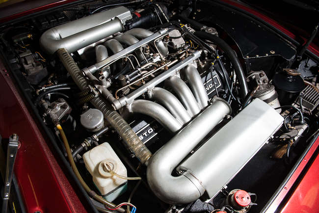 1971 Aston Martin DBS V8 Injection-Auction Lot