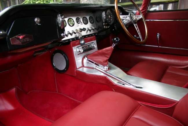 1962 Jaguar E-Type Series 1 3.8 FHC, Ex 'Lofty' England-Sold
