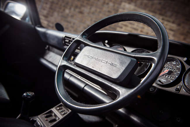 1990 Porsche 911 964 Carrera 4-Sold