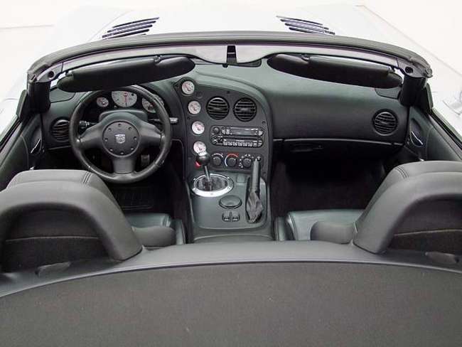 2003 / 52 Dodge Viper SRT-10-Sold