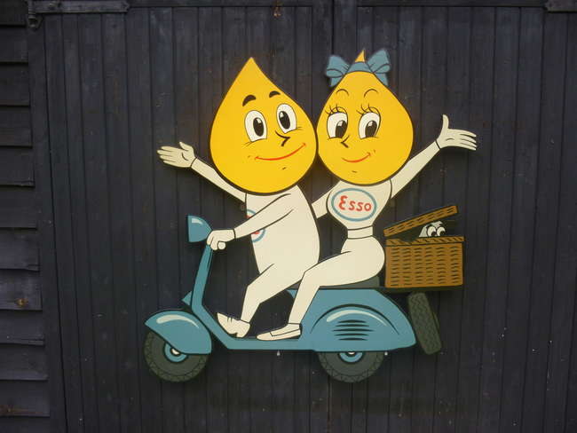 Mr & Mrs Drip scooter cut out-Sold