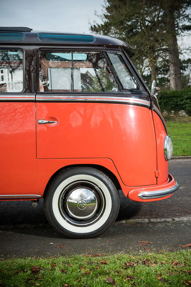 Minialuxe 1/43 - Volkswagen Combi T1 Samba 1955 Rouge & Crème - Modèle SL 500 Ex