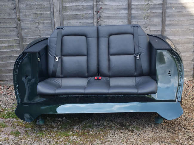 BMW Z3 Sofa-Auction Lot
