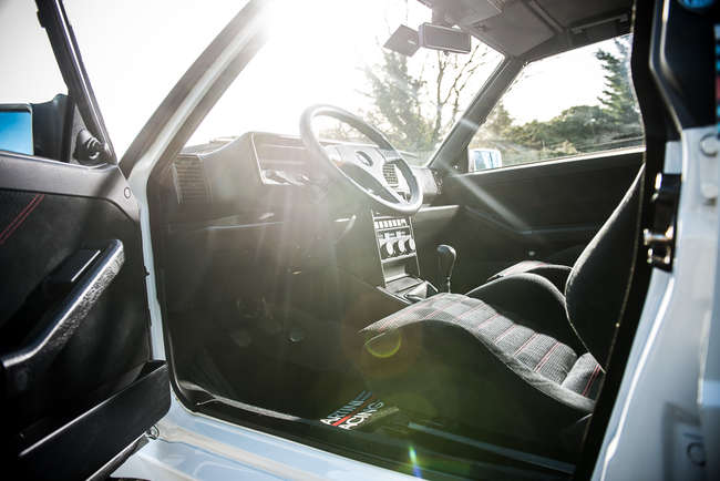 1992 Lancia Delta Integrale HF Turbo Martini 5-Auction Lot