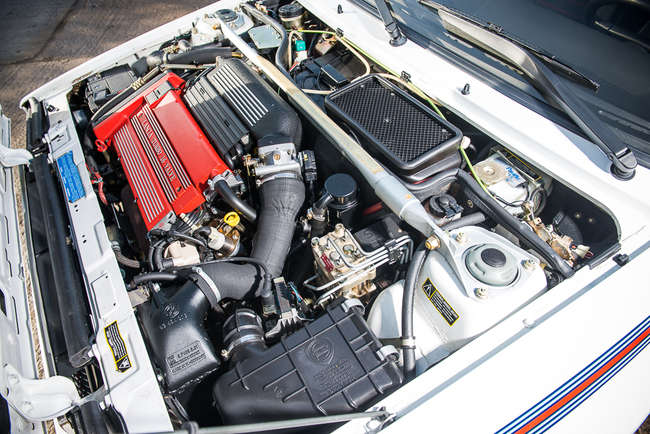 1992 Lancia Delta Integrale HF Turbo Martini 5-Auction Lot