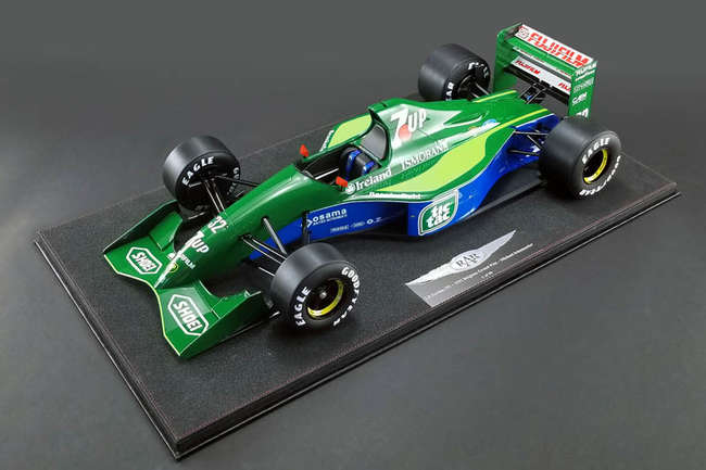 Iconic Auctioneers | 1:8 scale, Jordan 191, signed Michael