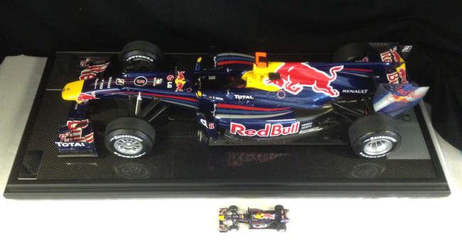 1:8 REDBULL RB6, SEBASTIAN VETTEL-Sold