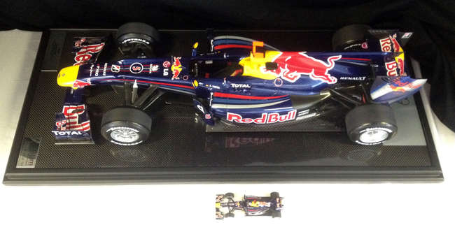 1:8 REDBULL RB6, SEBASTIAN VETTEL-Sold