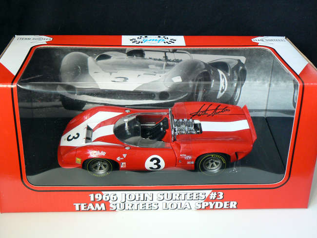 Stunning 1:18 scale Lola T70 replica,-Sold
