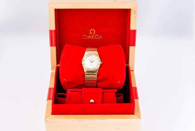 Omega Constellation 'My Choice' Cindy Crawford 18ct gold and-Auction Lot