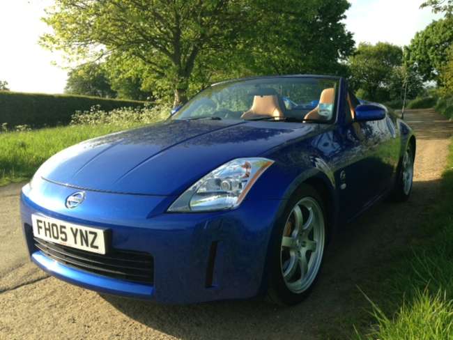 2005 Nissan 350Z Roadster-Auction Lot