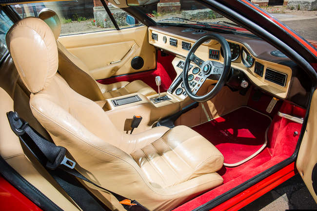 1989 DeTomaso Pantera GT5-S-Sold