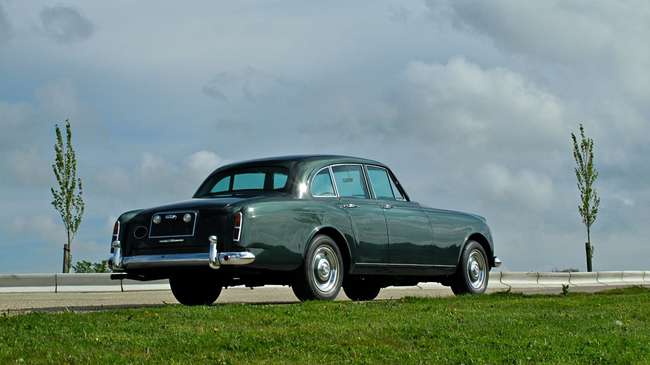 1961 Bentley S2 Continental 'Flying Spur' by H.J. Mulliner-Sold
